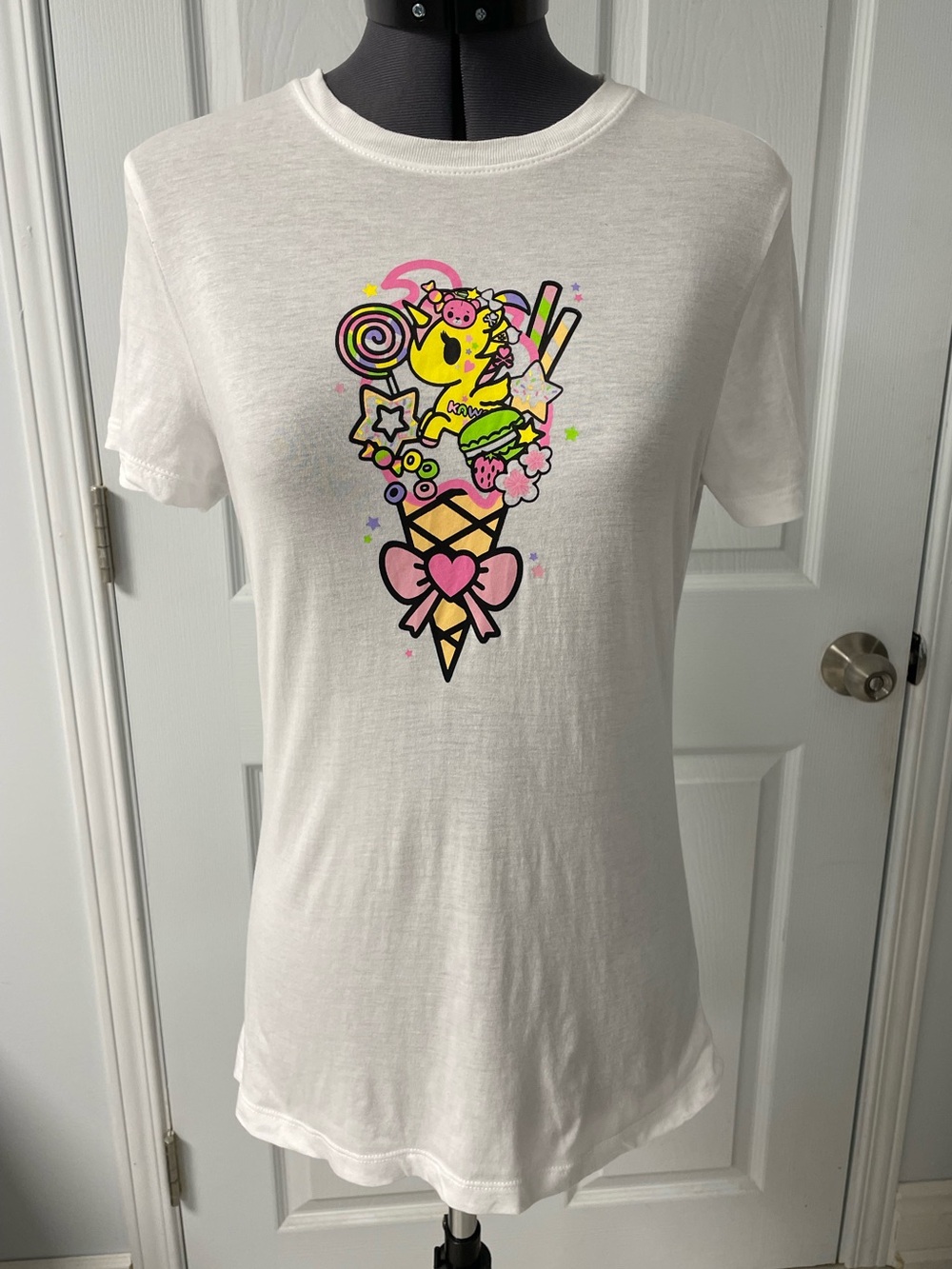 Tokidoki Unicorno Tokimeki Harajuku Cone White Women’s T-Shirt Small